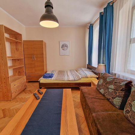 Apartament Ksiezycowy Apartment Torun Exterior photo